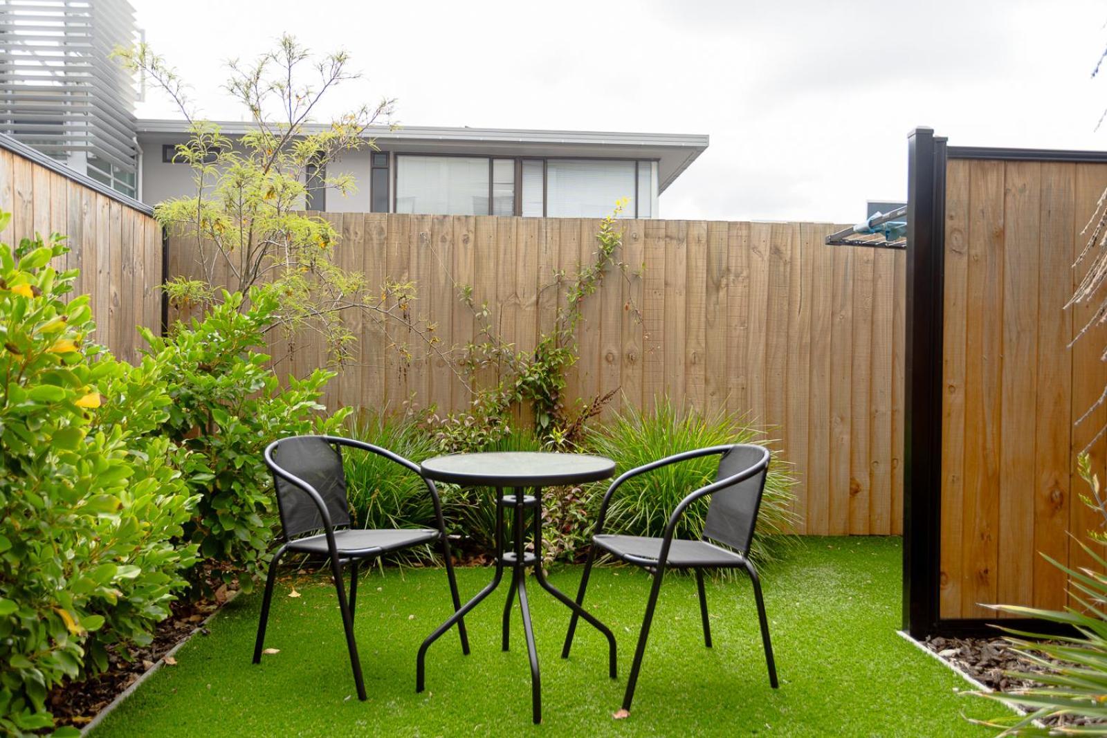 Modern 2 Bedroom Townhouse In Cbd With Parking! Sleeps 5 Christchurch Extérieur photo
