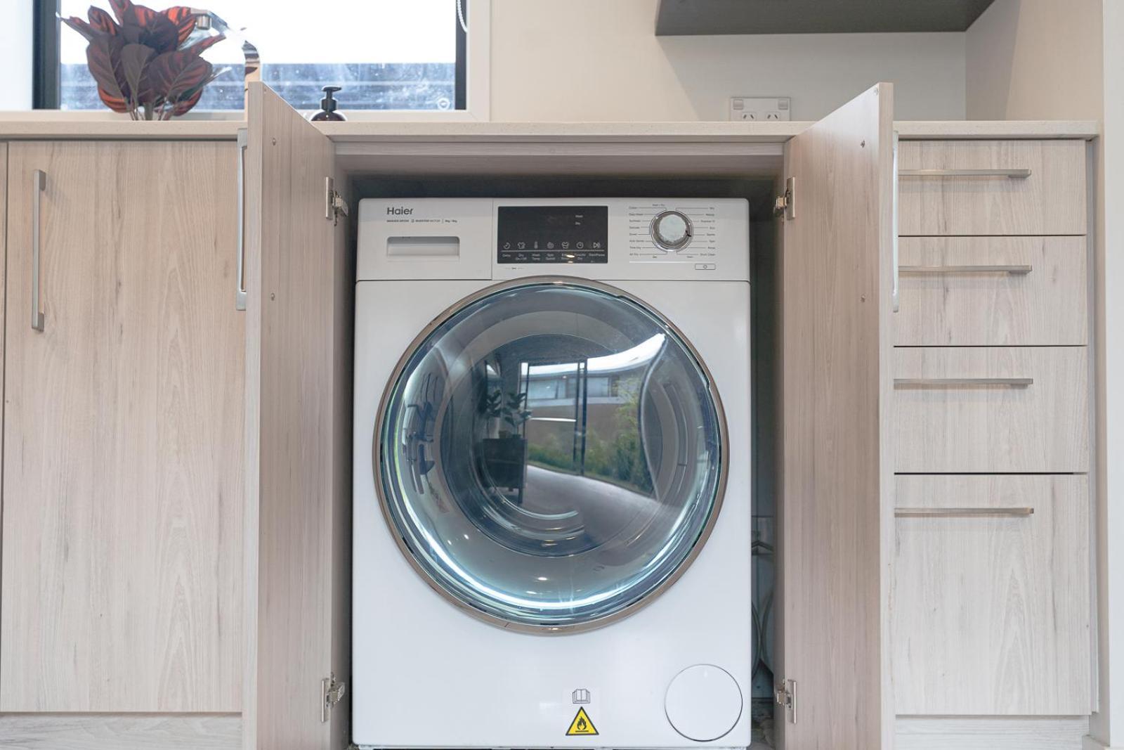 Modern 2 Bedroom Townhouse In Cbd With Parking! Sleeps 5 Christchurch Extérieur photo